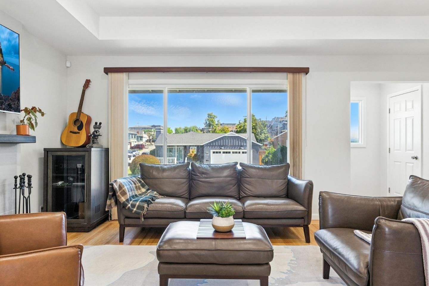 Detail Gallery Image 5 of 42 For 583 Hawthorne Ave, San Bruno,  CA 94066 - 3 Beds | 2 Baths