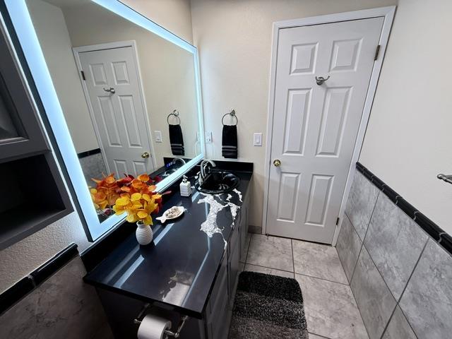 Detail Gallery Image 20 of 33 For 5077 Bengal Dr, San Jose,  CA 95111 - 5 Beds | 2/1 Baths