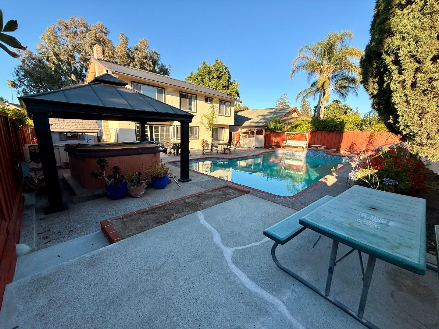 Detail Gallery Image 30 of 33 For 5077 Bengal Dr, San Jose,  CA 95111 - 5 Beds | 2/1 Baths