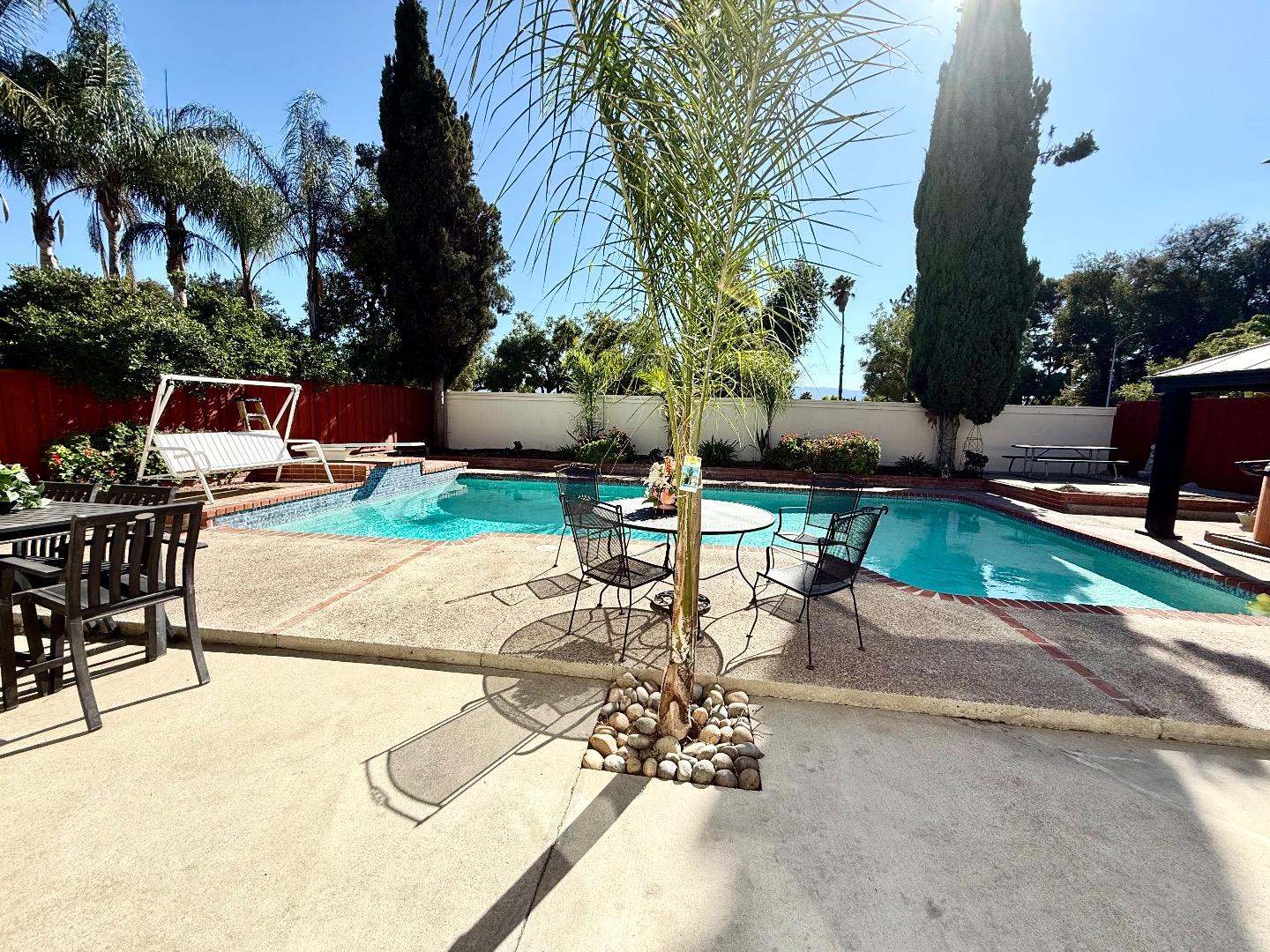 Detail Gallery Image 40 of 47 For 5077 Bengal Dr, San Jose,  CA 95111 - 5 Beds | 2/1 Baths