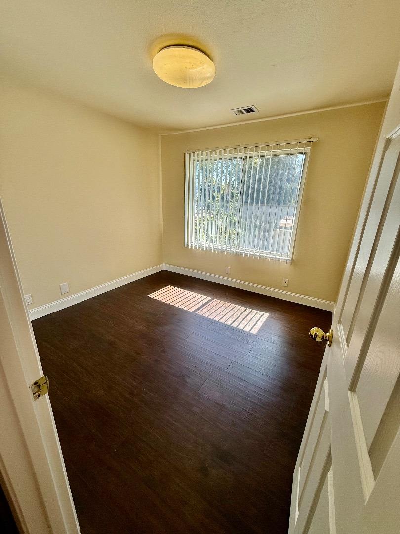Detail Gallery Image 44 of 47 For 5077 Bengal Dr, San Jose,  CA 95111 - 5 Beds | 2/1 Baths