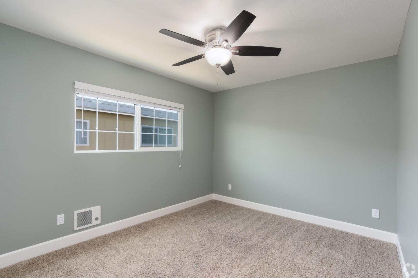 Detail Gallery Image 10 of 16 For 3819 East Ave, Livermore,  CA 94550 - – Beds | – Baths