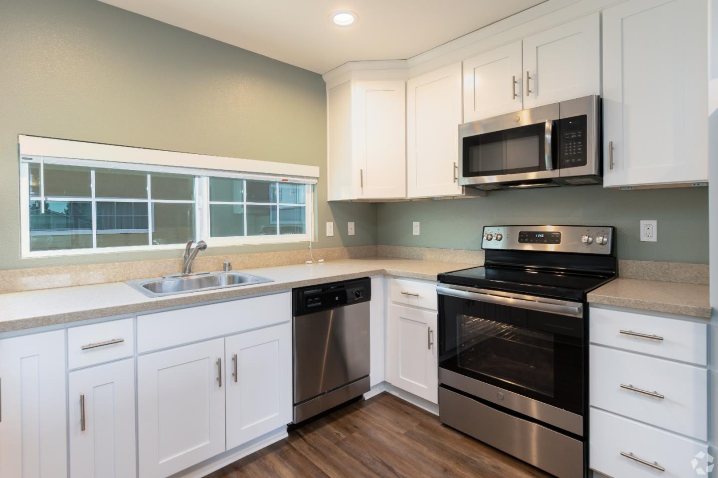 Detail Gallery Image 7 of 16 For 3819 East Ave, Livermore,  CA 94550 - – Beds | – Baths