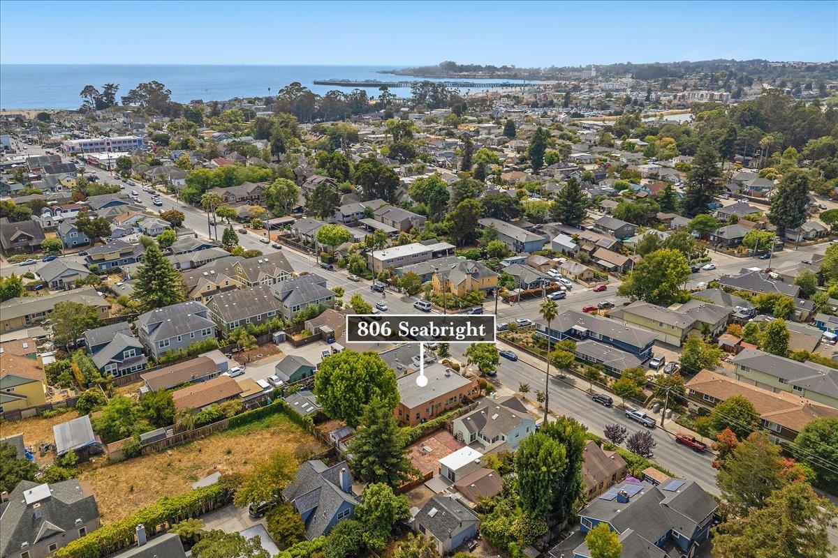 Detail Gallery Image 34 of 40 For 806 Seabright Ave, Santa Cruz,  CA 95062 - 4 Beds | 2 Baths