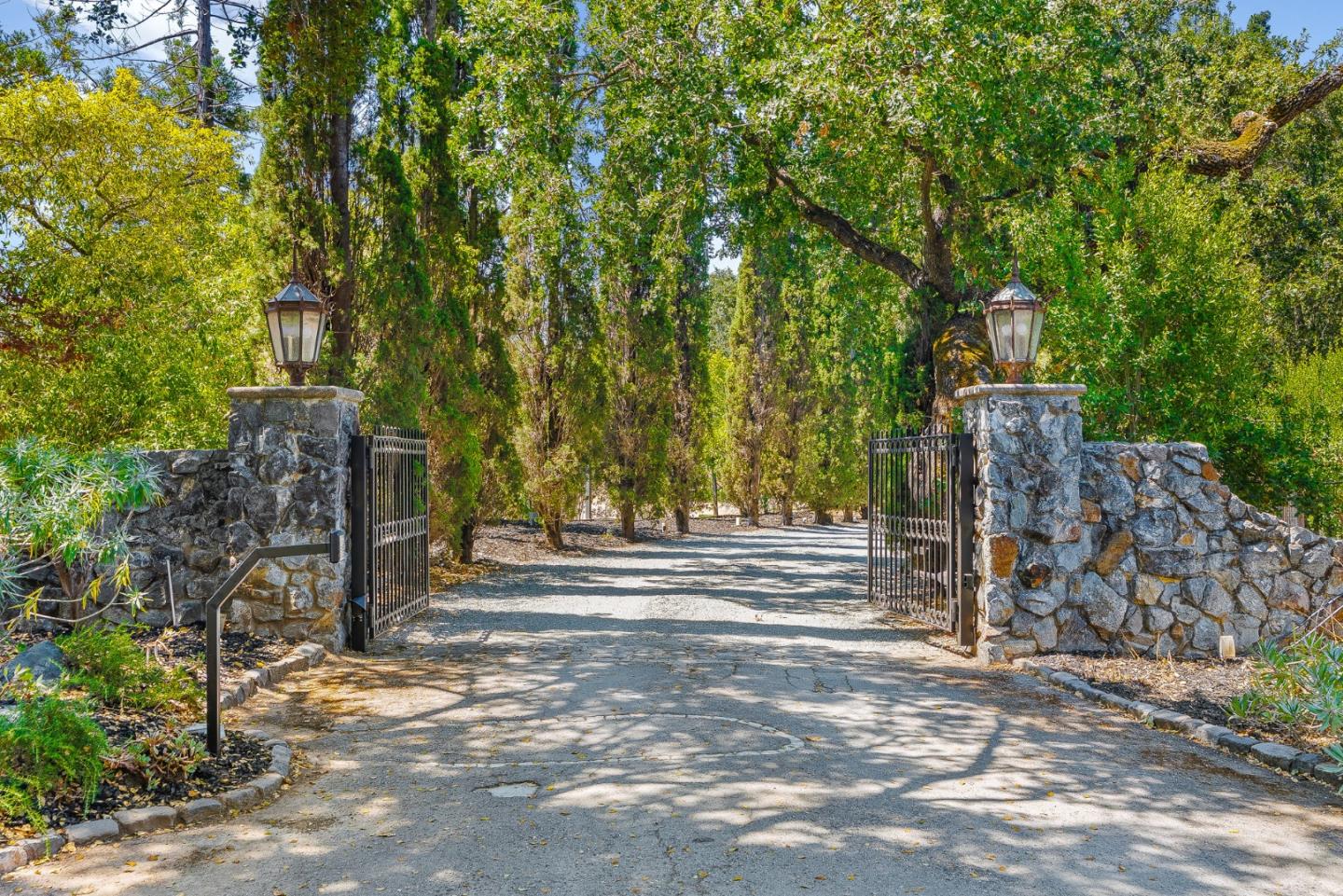 Detail Gallery Image 54 of 54 For 1142 Moore Rd, Woodside,  CA 94062 - 6 Beds | 5/1 Baths