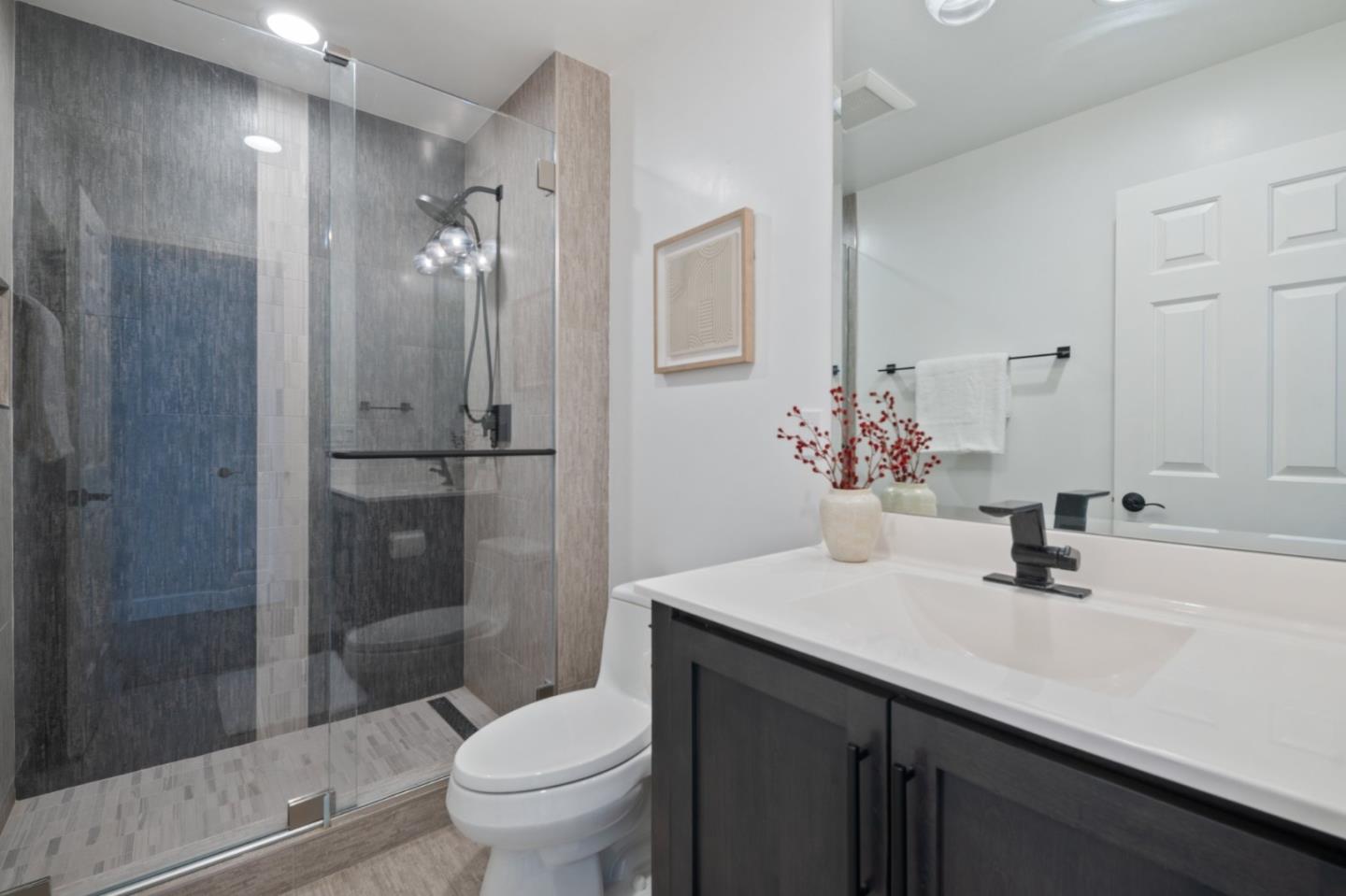 Detail Gallery Image 17 of 42 For 201 Bahia Ct, San Jose,  CA 95119 - 5 Beds | 3 Baths