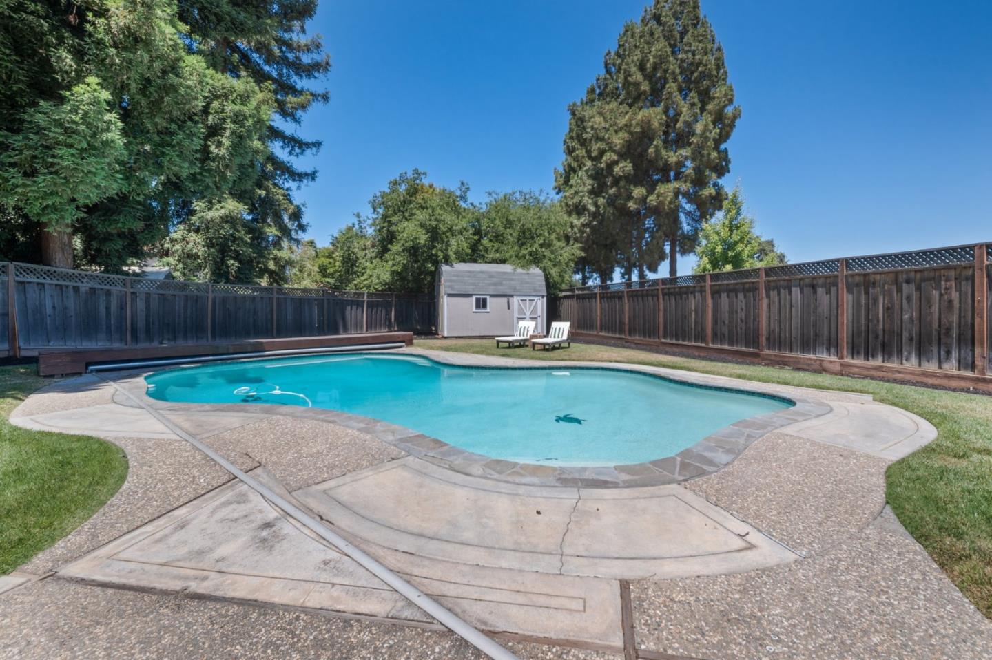 Detail Gallery Image 29 of 42 For 201 Bahia Ct, San Jose,  CA 95119 - 5 Beds | 3 Baths