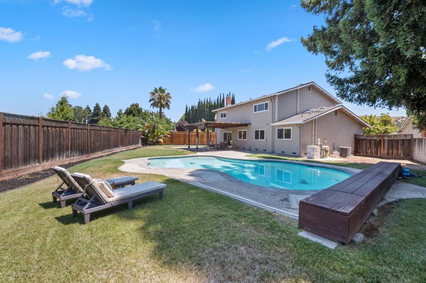 Detail Gallery Image 31 of 42 For 201 Bahia Ct, San Jose,  CA 95119 - 5 Beds | 3 Baths