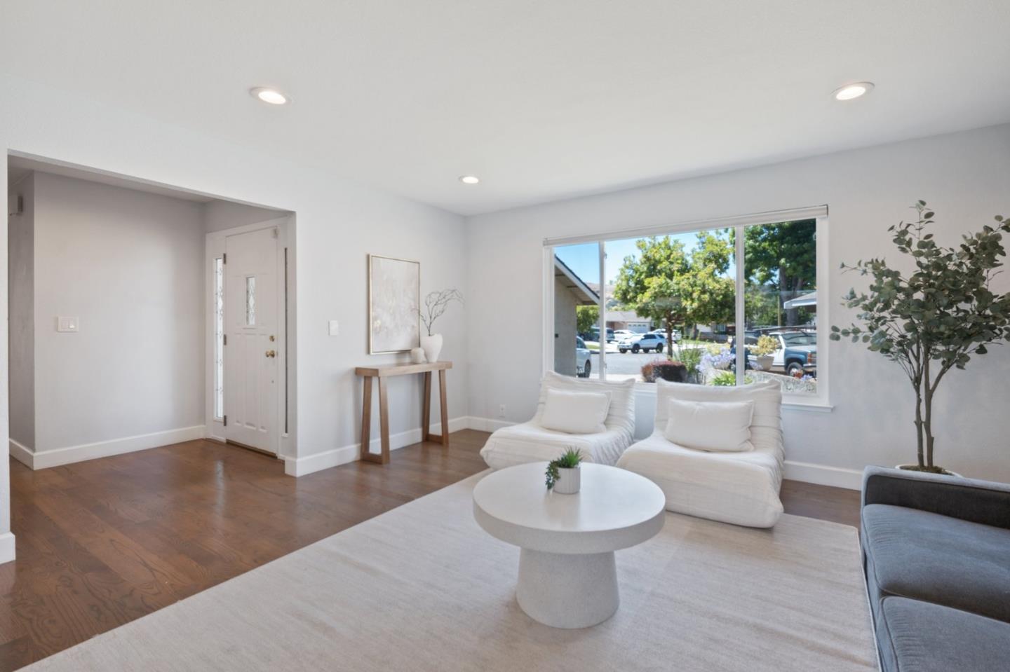 Detail Gallery Image 6 of 42 For 201 Bahia Ct, San Jose,  CA 95119 - 5 Beds | 3 Baths