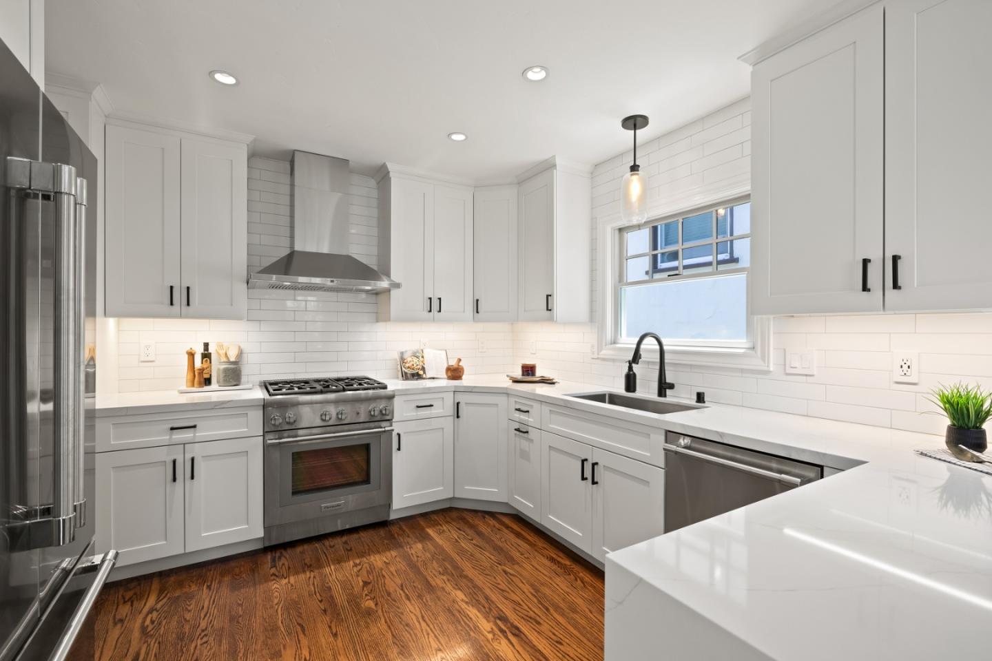 Detail Gallery Image 11 of 42 For 918 S Humboldt St, San Mateo,  CA 94402 - 4 Beds | 2 Baths
