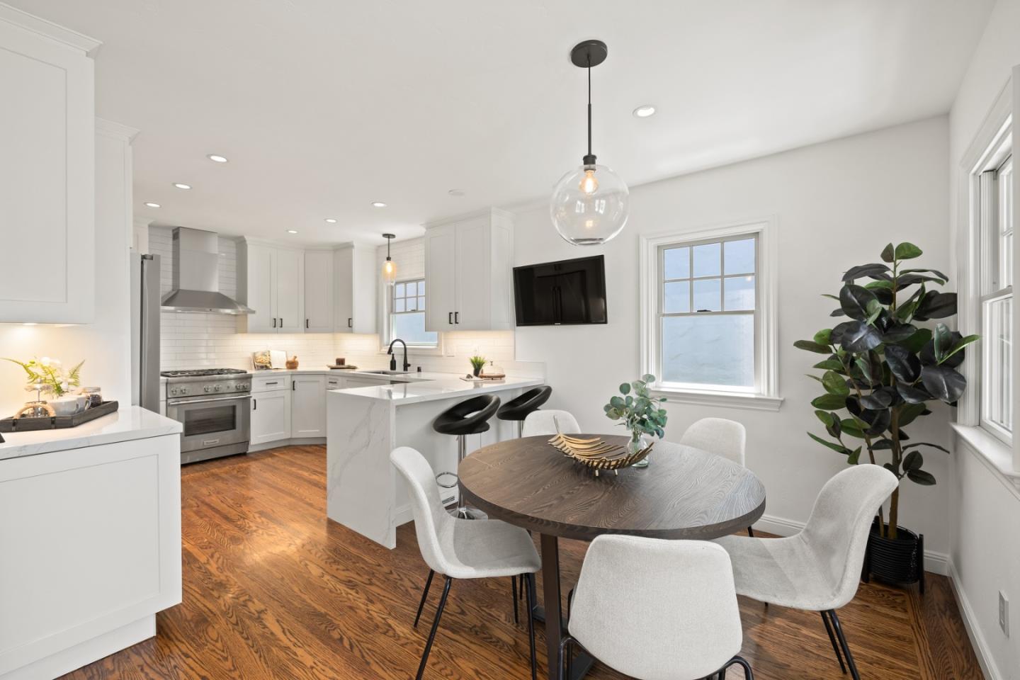 Detail Gallery Image 13 of 42 For 918 S Humboldt St, San Mateo,  CA 94402 - 4 Beds | 2 Baths