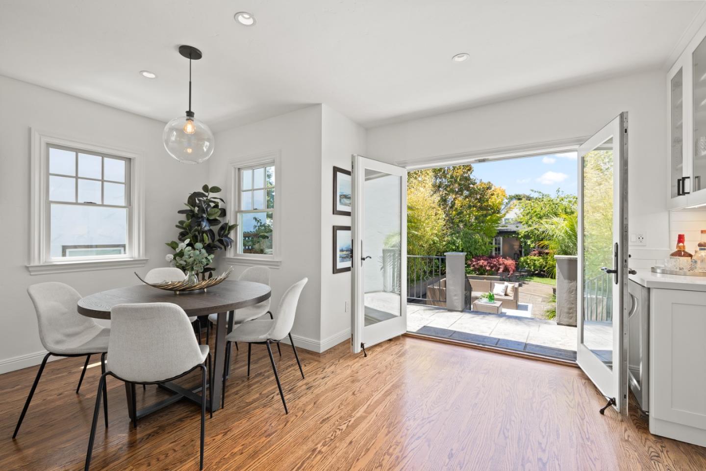 Detail Gallery Image 14 of 42 For 918 S Humboldt St, San Mateo,  CA 94402 - 4 Beds | 2 Baths