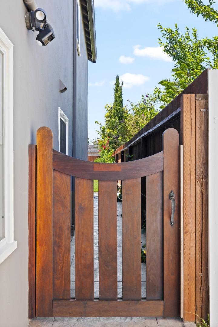 Detail Gallery Image 40 of 42 For 918 S Humboldt St, San Mateo,  CA 94402 - 4 Beds | 2 Baths
