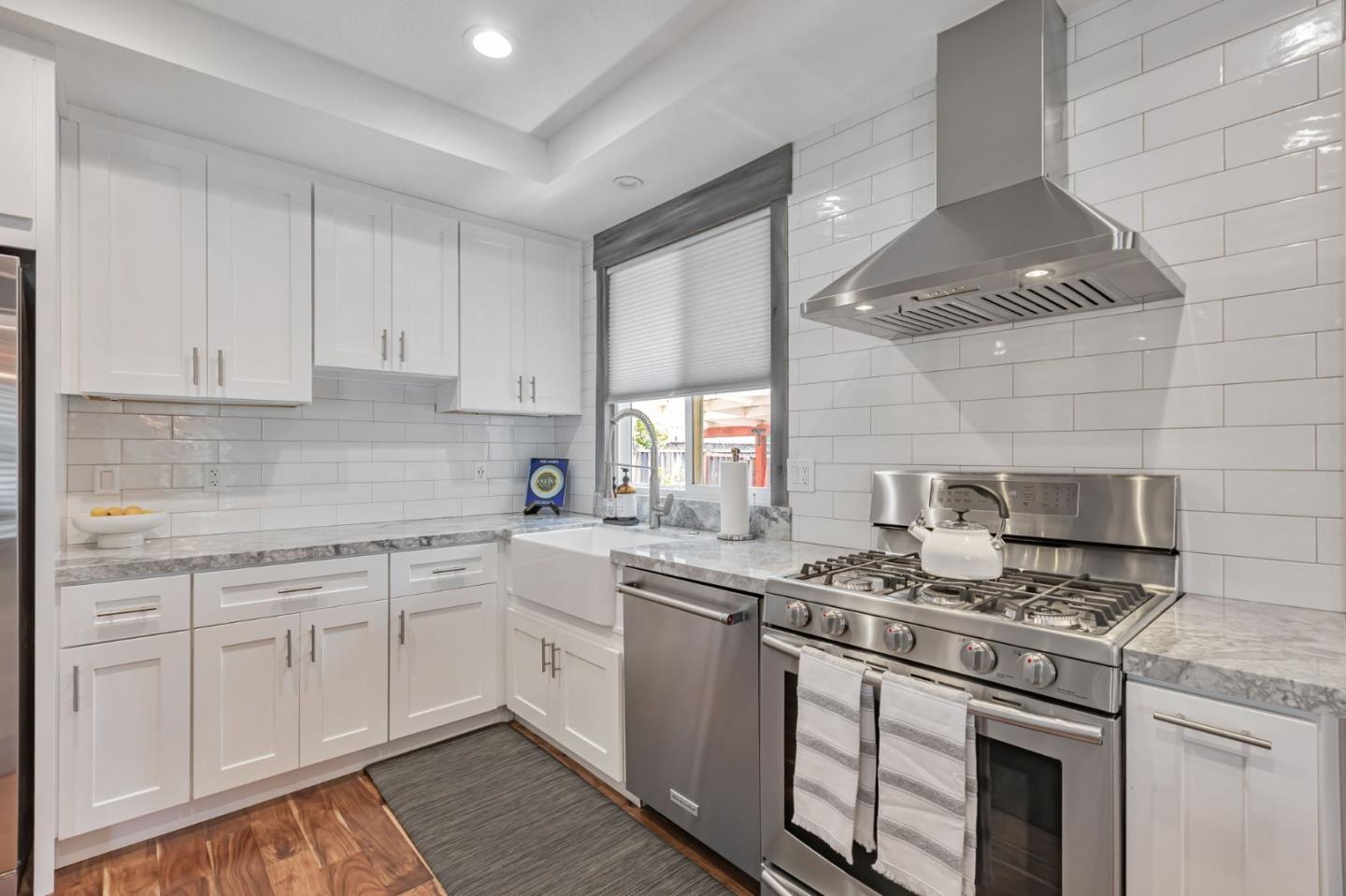 Detail Gallery Image 10 of 36 For 914 Bard St, San Jose,  CA 95127 - 3 Beds | 1 Baths