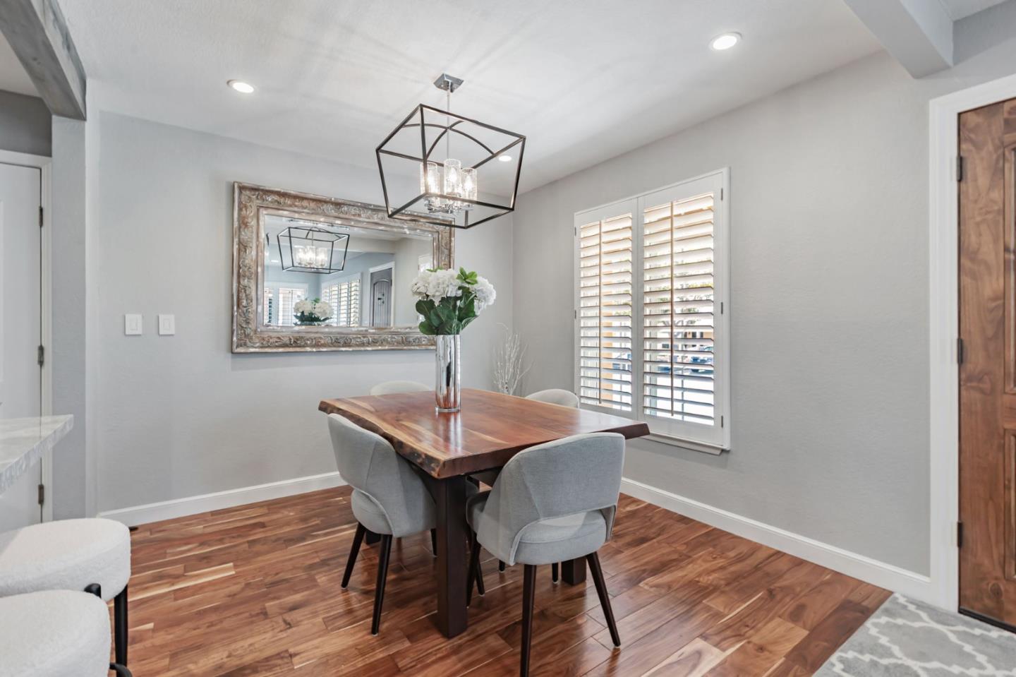 Detail Gallery Image 14 of 36 For 914 Bard St, San Jose,  CA 95127 - 3 Beds | 1 Baths