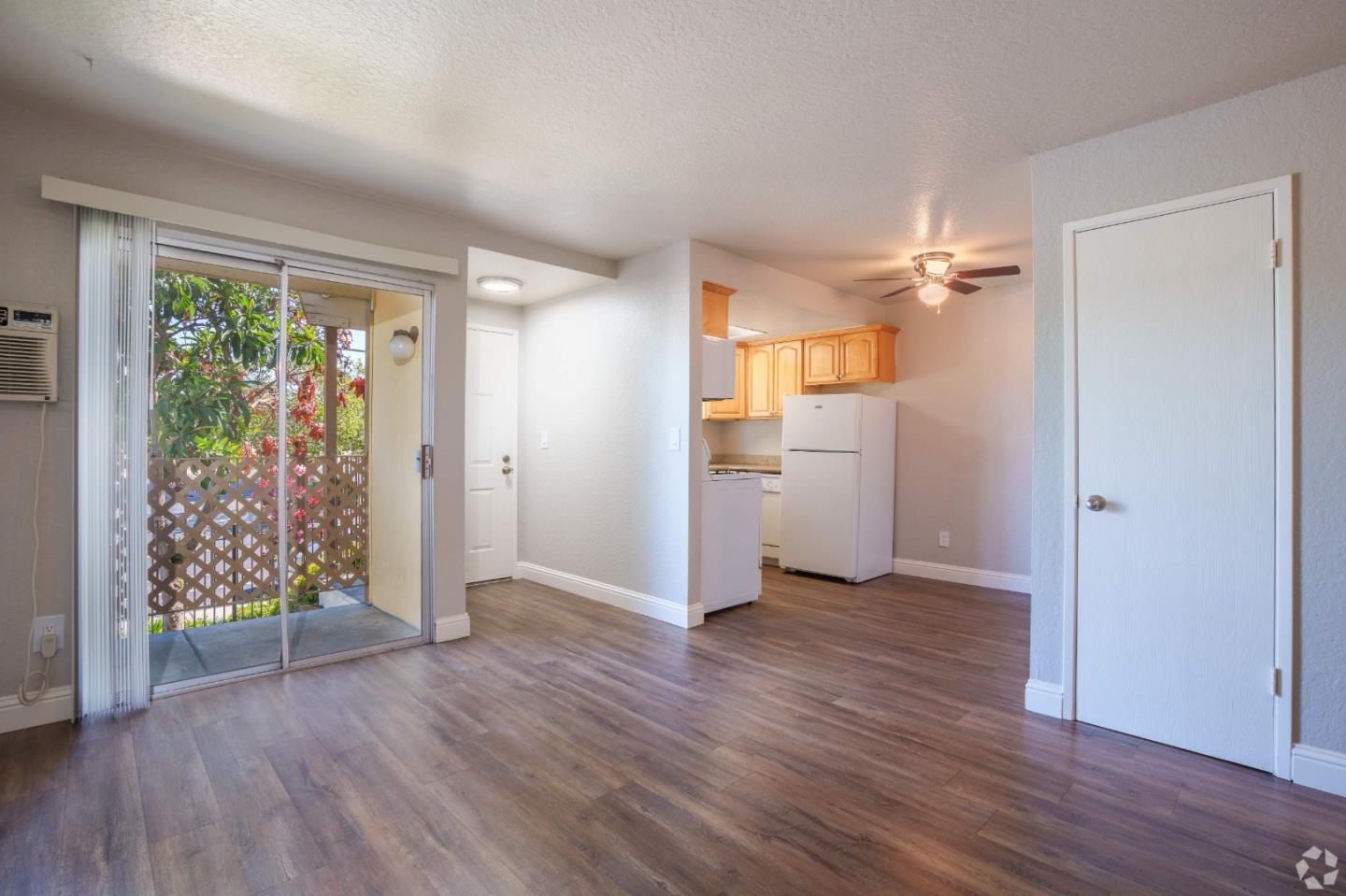 Detail Gallery Image 4 of 11 For 277 Junction Ave, Livermore,  CA 94551 - – Beds | – Baths