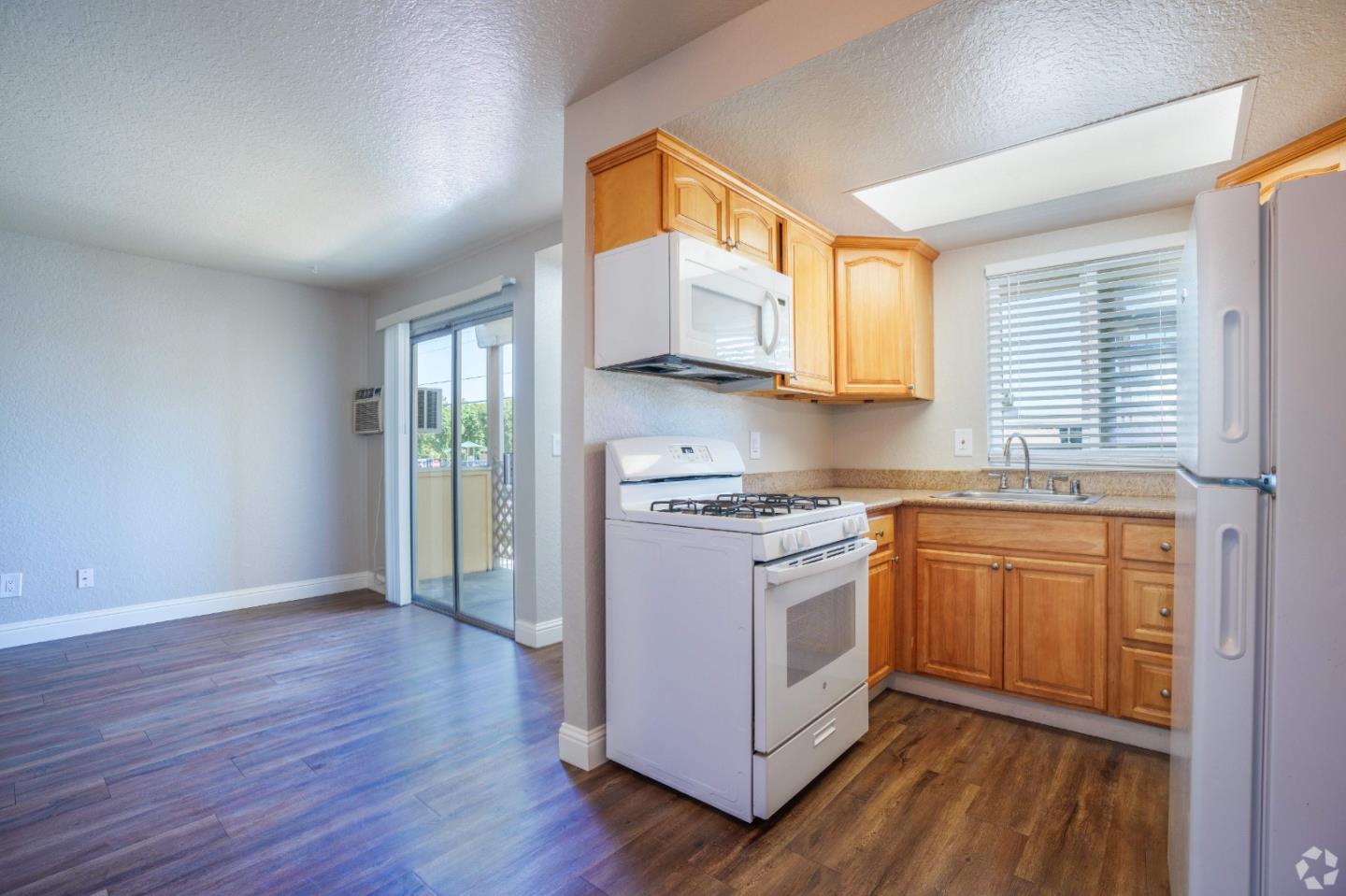 Detail Gallery Image 5 of 11 For 277 Junction Ave, Livermore,  CA 94551 - – Beds | – Baths