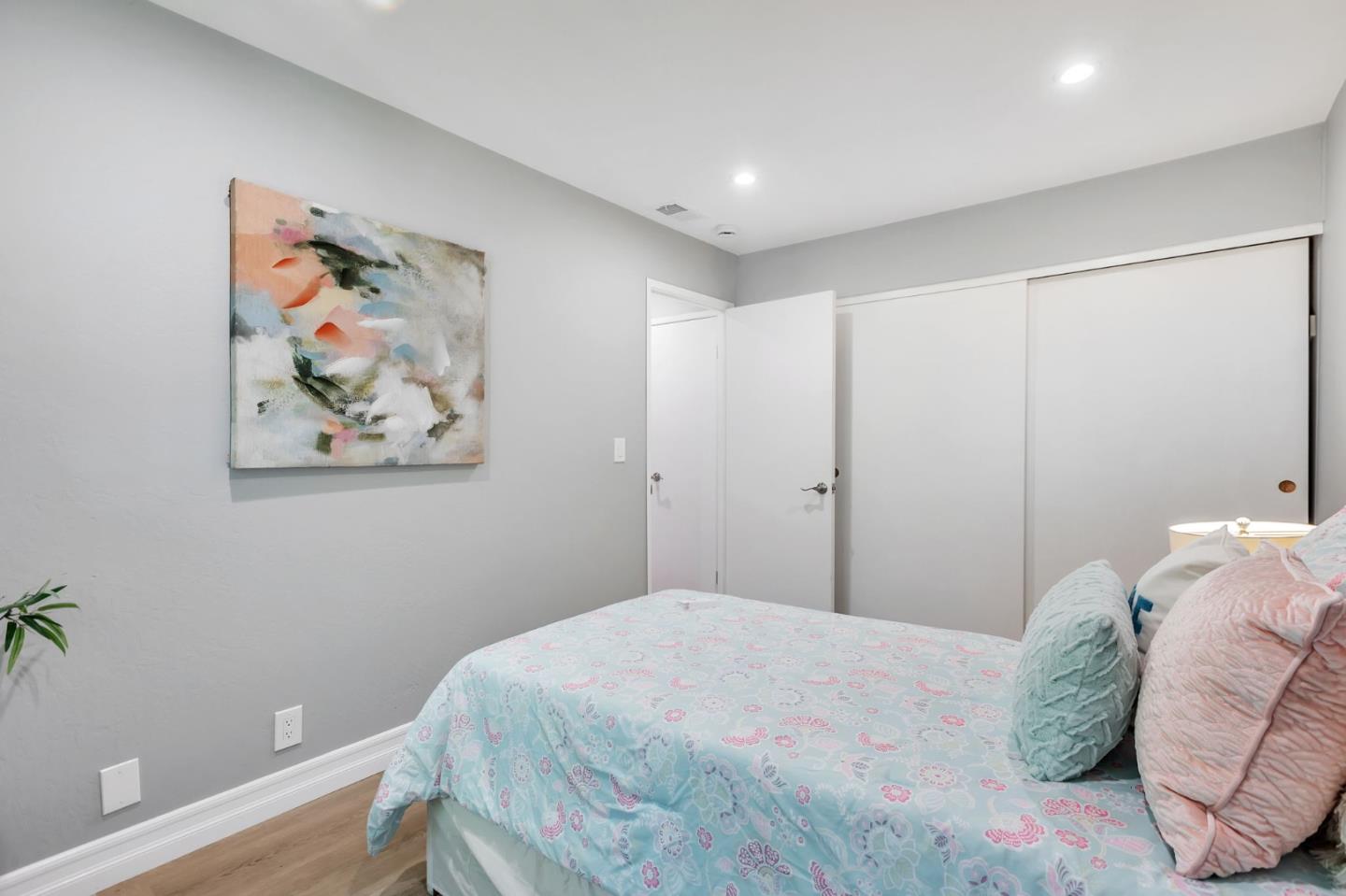 Detail Gallery Image 15 of 31 For 240 Irazu Ct, San Jose,  CA 95116 - 3 Beds | 1/1 Baths