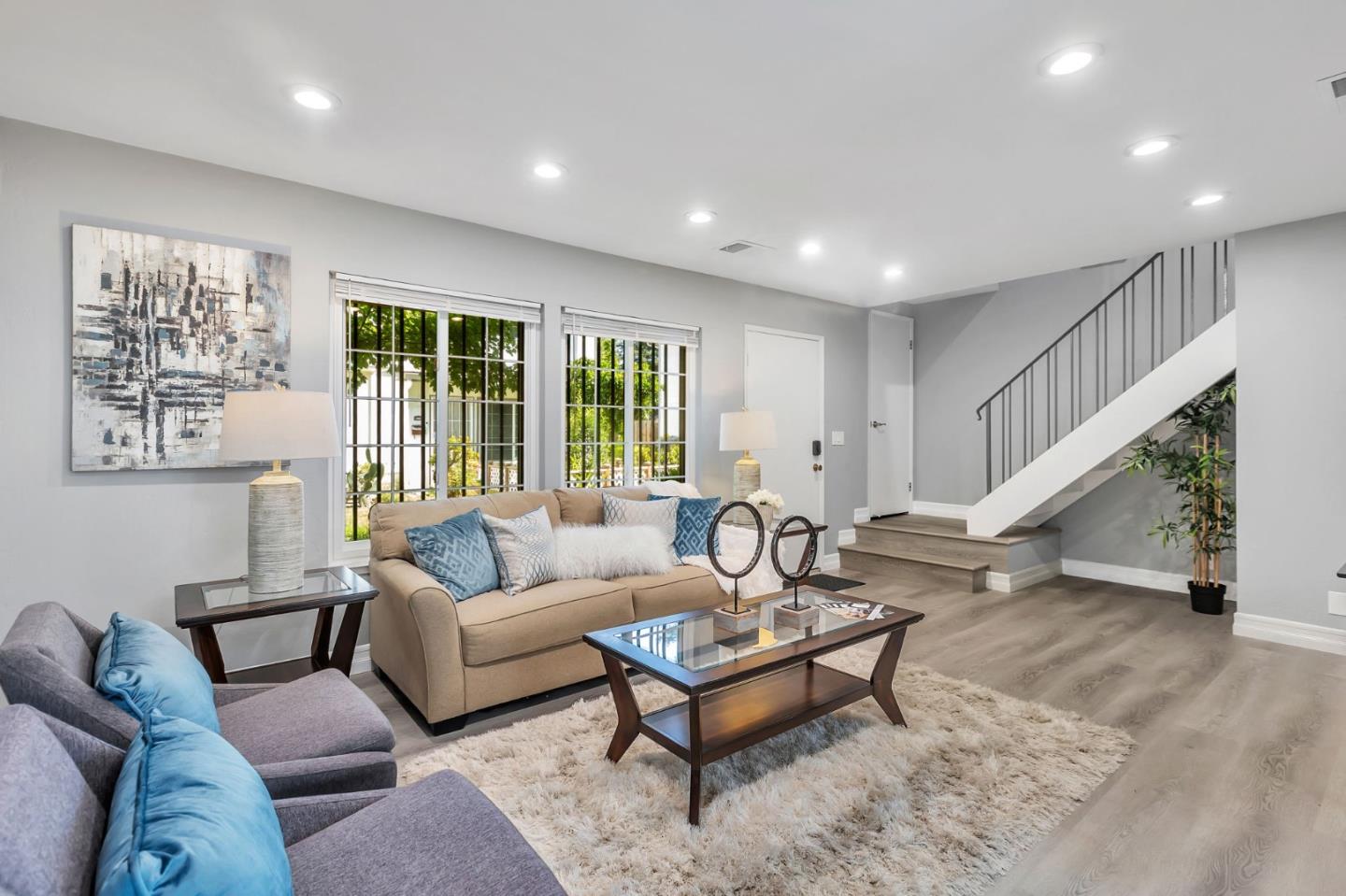 Detail Gallery Image 2 of 31 For 240 Irazu Ct, San Jose,  CA 95116 - 3 Beds | 1/1 Baths