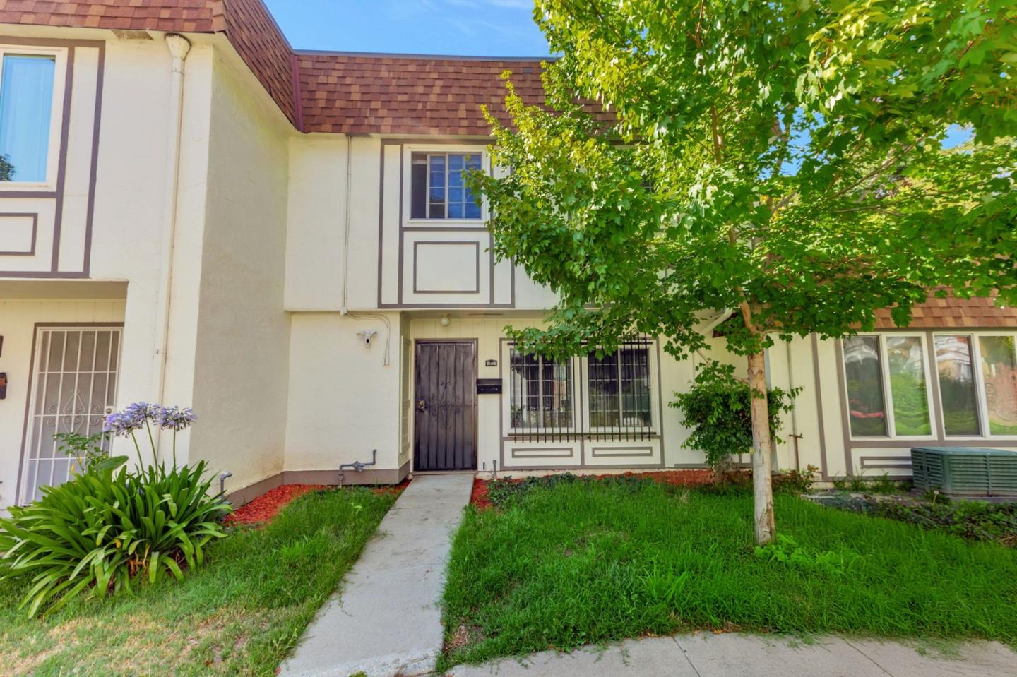 Detail Gallery Image 24 of 31 For 240 Irazu Ct, San Jose,  CA 95116 - 3 Beds | 1/1 Baths