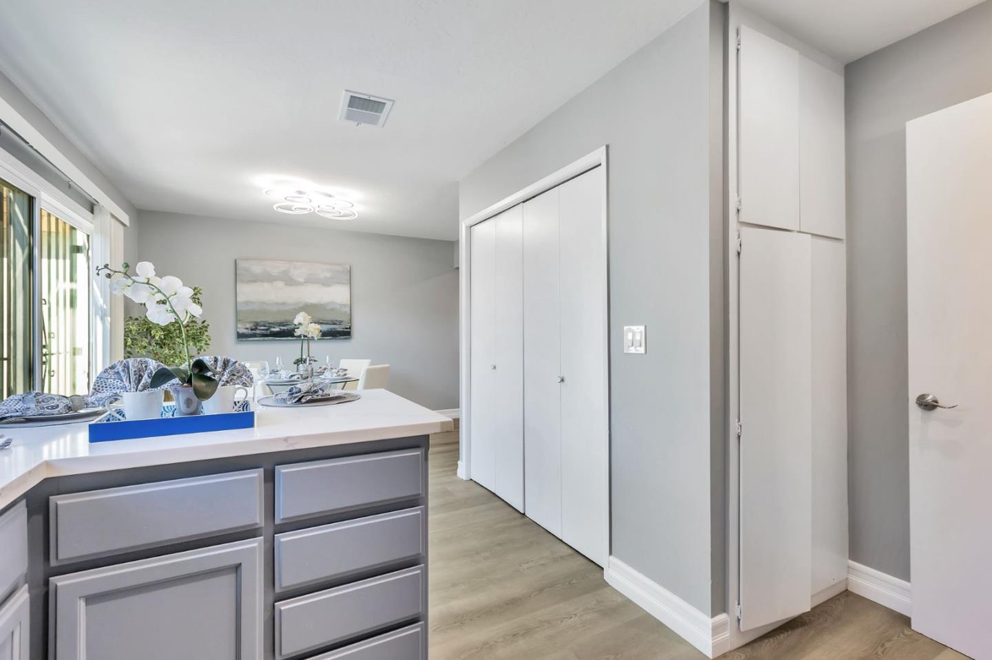 Detail Gallery Image 7 of 31 For 240 Irazu Ct, San Jose,  CA 95116 - 3 Beds | 1/1 Baths