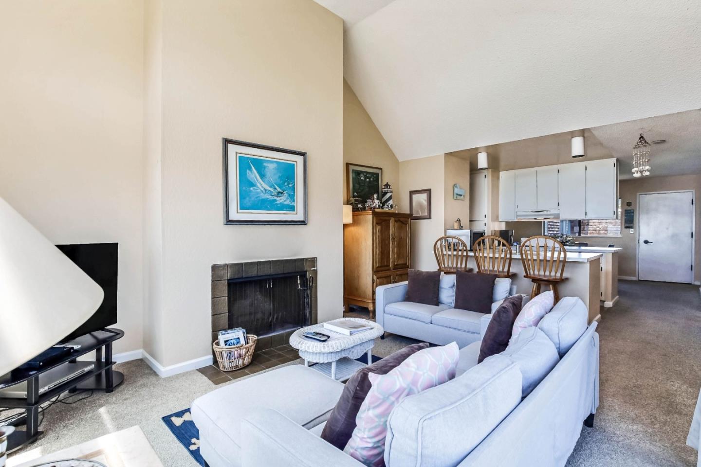 Detail Gallery Image 3 of 26 For 101 Shell Dr #196,  Watsonville,  CA 95076 - 2 Beds | 2 Baths