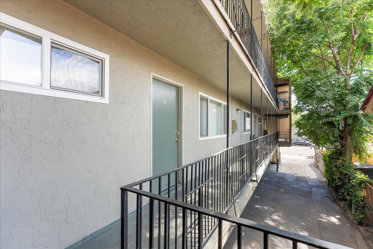 Detail Gallery Image 10 of 26 For 457 S 10th St, San Jose,  CA 95112 - – Beds | – Baths