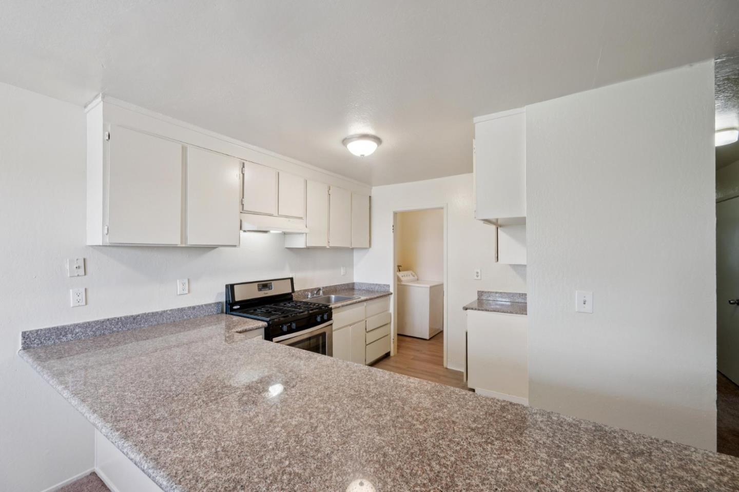 Detail Gallery Image 4 of 10 For 4624 Fairfax Ave, Oakland,  CA 94601 - – Beds | – Baths
