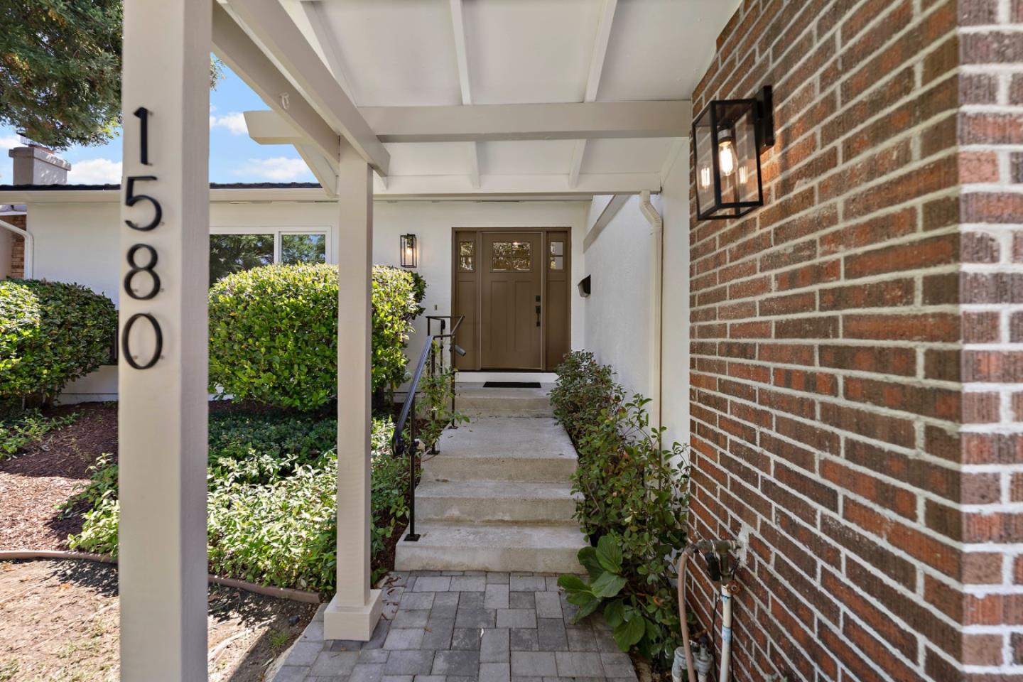 Detail Gallery Image 2 of 56 For 1580 Benton St, Sunnyvale,  CA 94087 - 5 Beds | 3 Baths