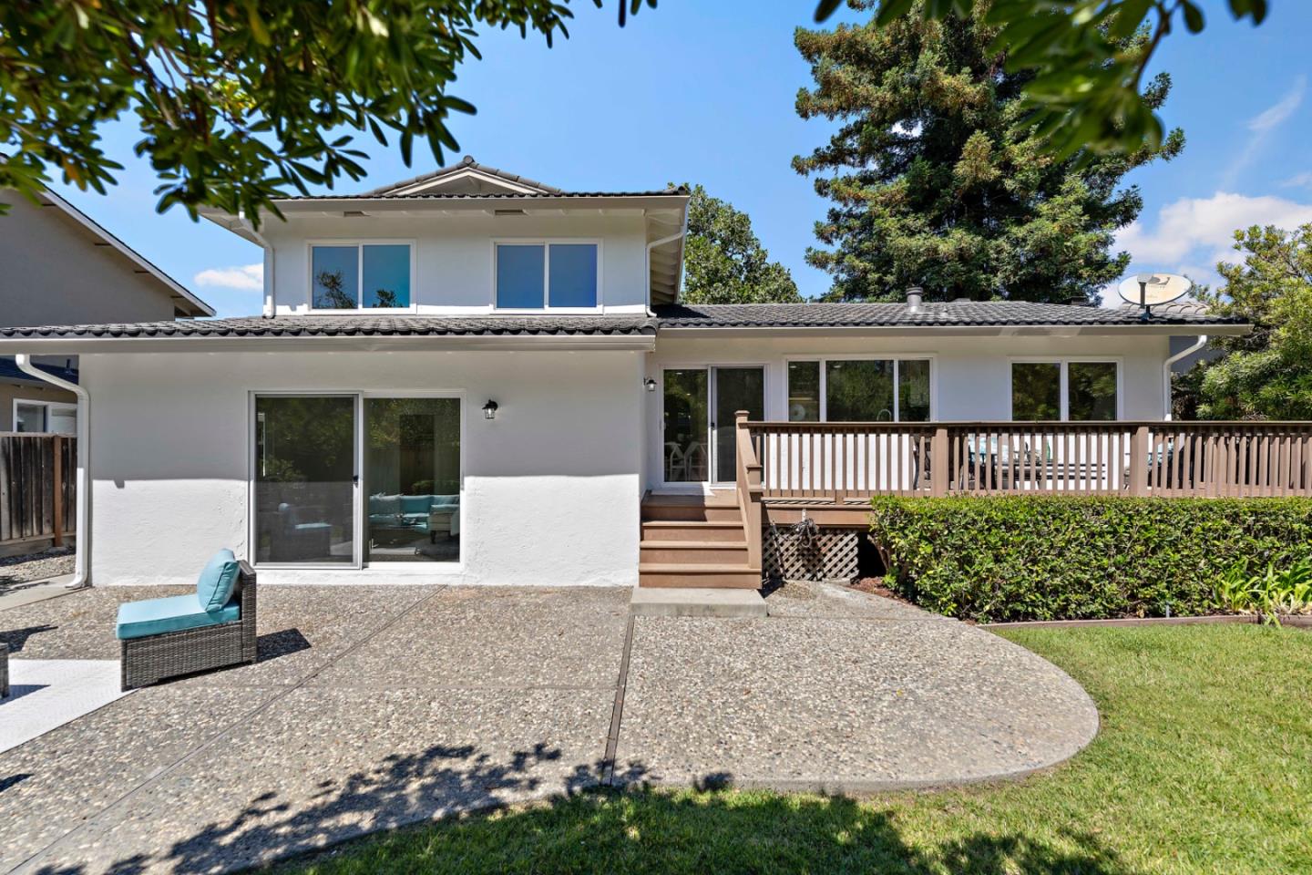 Detail Gallery Image 24 of 56 For 1580 Benton St, Sunnyvale,  CA 94087 - 5 Beds | 3 Baths
