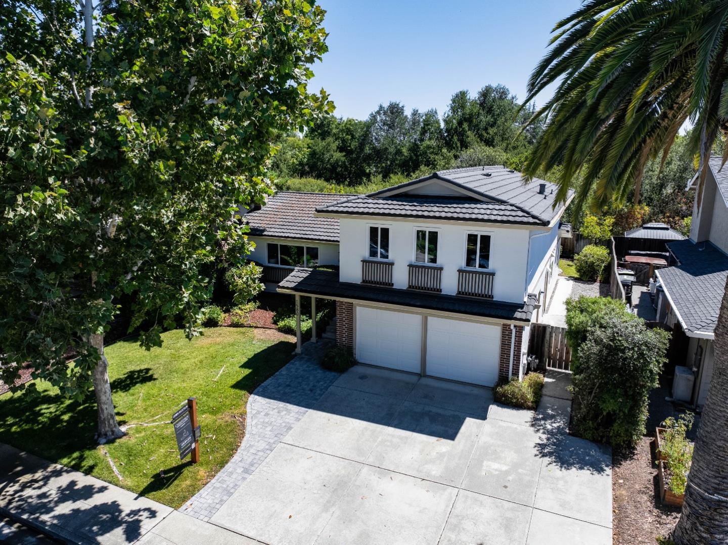 Detail Gallery Image 33 of 56 For 1580 Benton St, Sunnyvale,  CA 94087 - 5 Beds | 3 Baths