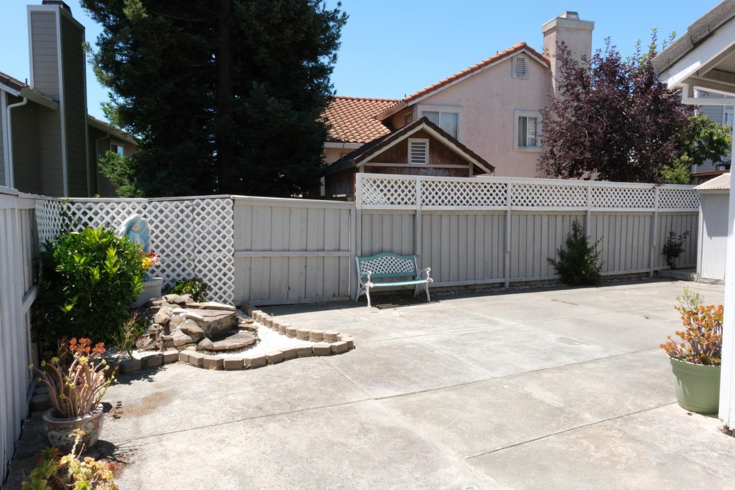Detail Gallery Image 3 of 17 For 559 Topley Ct, Vallejo,  CA 94591 - 4 Beds | 3 Baths