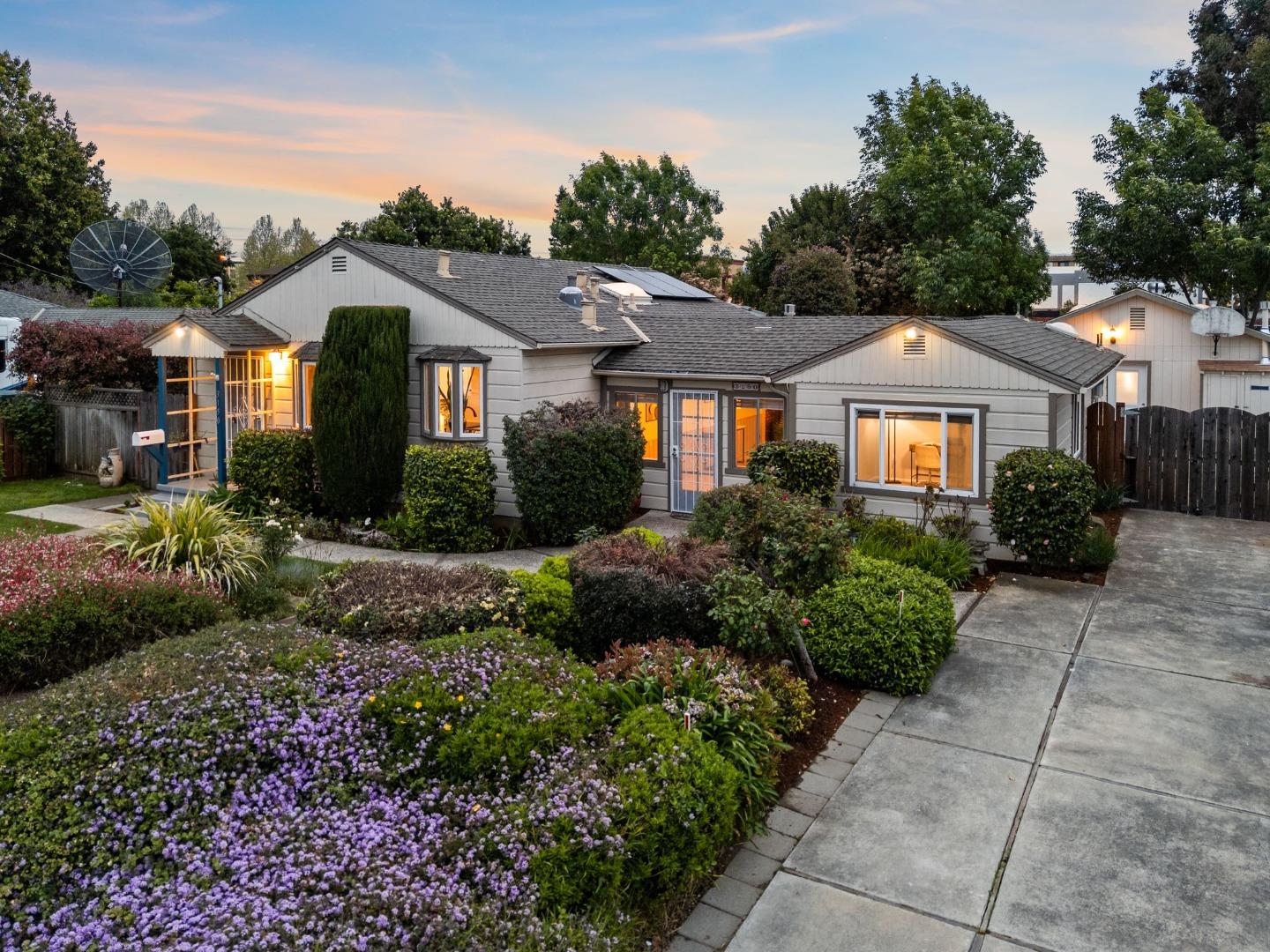 Detail Gallery Image 51 of 51 For 3150 Riddle Rd, San Jose,  CA 95117 - 5 Beds | 3 Baths