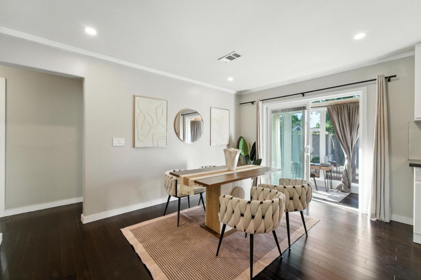 Detail Gallery Image 10 of 34 For 1705 Blossom Hill Rd, San Jose,  CA 95124 - 3 Beds | 2 Baths