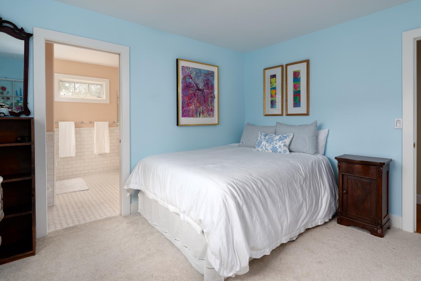 Detail Gallery Image 13 of 39 For 270 Gabarda Way, Portola Valley,  CA 94028 - 5 Beds | 3/1 Baths