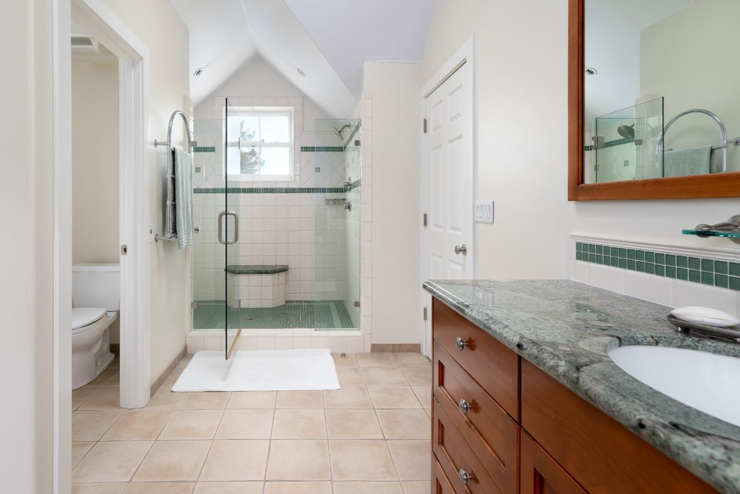 Detail Gallery Image 5 of 39 For 270 Gabarda Way, Portola Valley,  CA 94028 - 5 Beds | 3/1 Baths