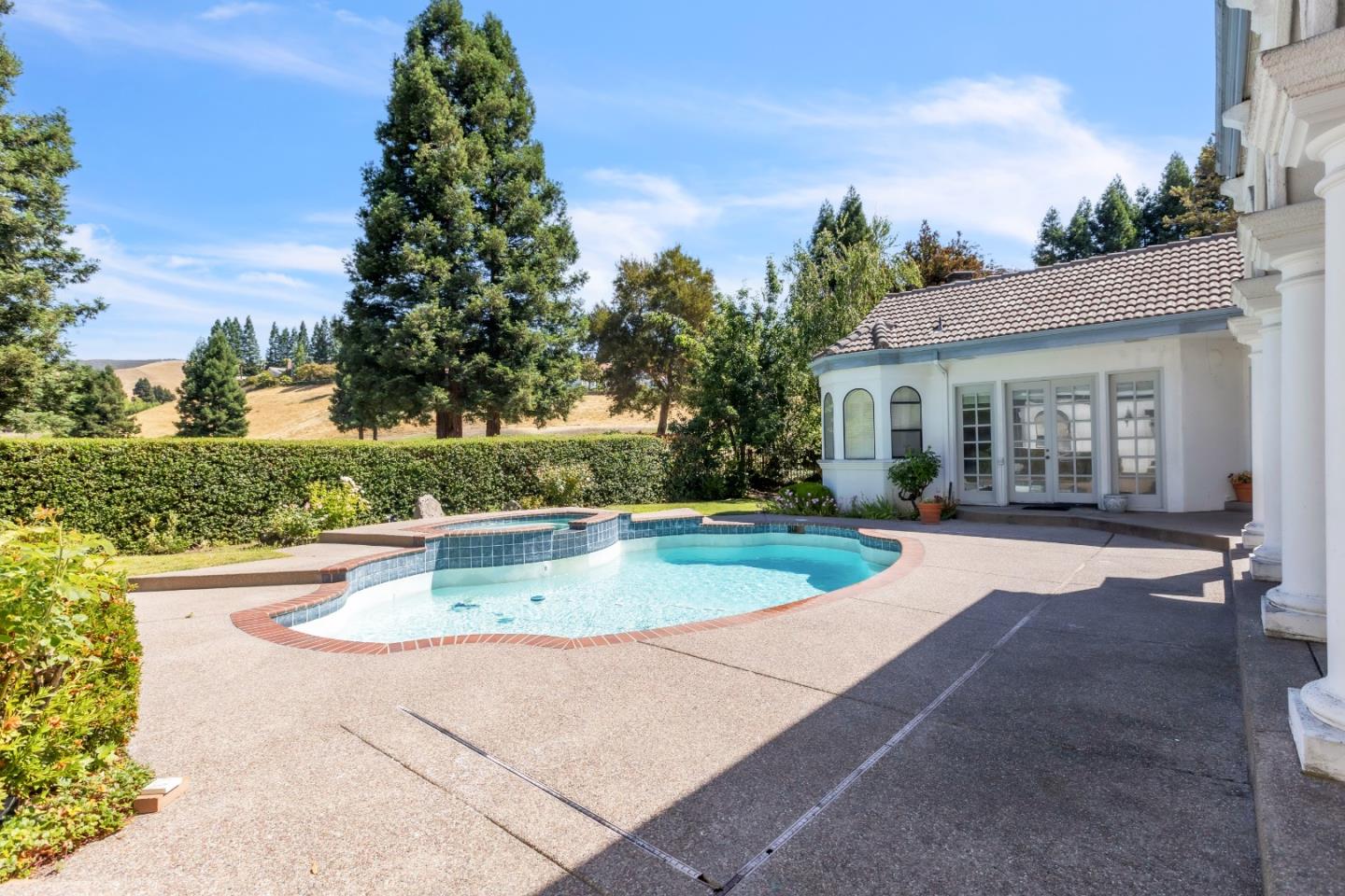 Detail Gallery Image 11 of 27 For 4443 Deer Field Way, Danville,  CA 94506 - 3 Beds | 4/1 Baths