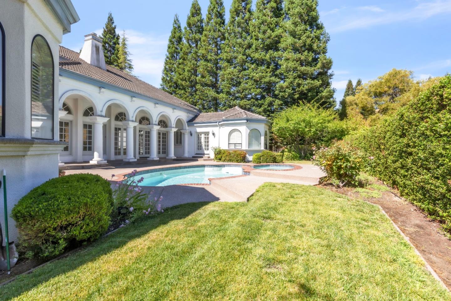 Detail Gallery Image 9 of 27 For 4443 Deer Field Way, Danville,  CA 94506 - 3 Beds | 4/1 Baths