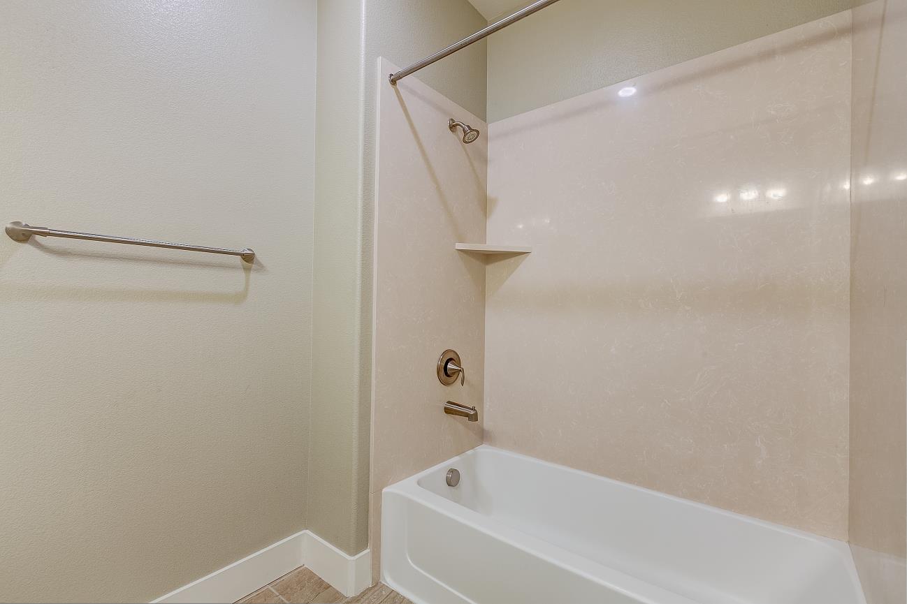 Detail Gallery Image 10 of 31 For 4053 Clare St, Dublin,  CA 94568 - 4 Beds | 3/1 Baths