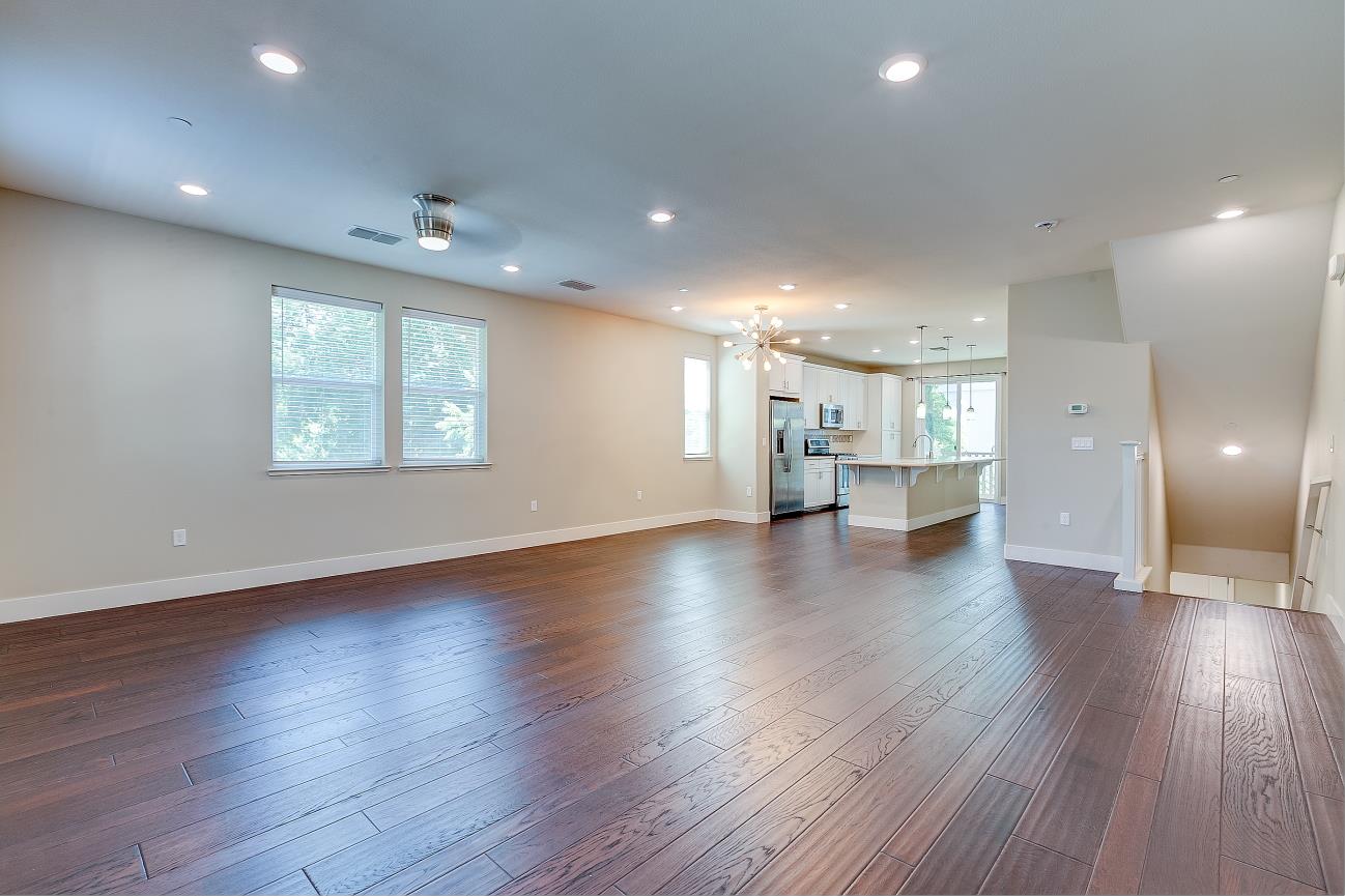 Detail Gallery Image 12 of 31 For 4053 Clare St, Dublin,  CA 94568 - 4 Beds | 3/1 Baths