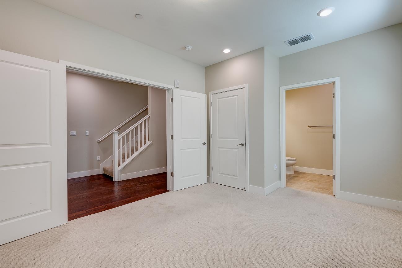 Detail Gallery Image 8 of 31 For 4053 Clare St, Dublin,  CA 94568 - 4 Beds | 3/1 Baths