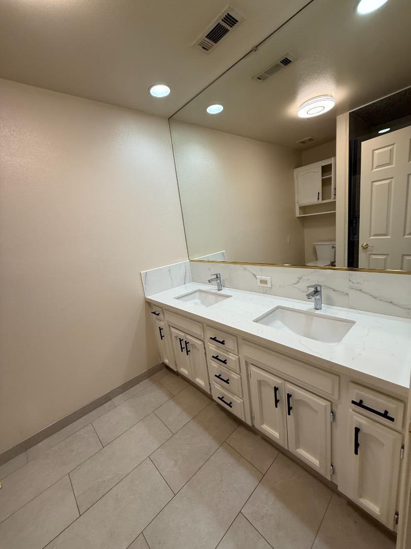 Detail Gallery Image 20 of 27 For 1542 E Alluvial Ave #128,  Fresno,  CA 93720 - 3 Beds | 2 Baths