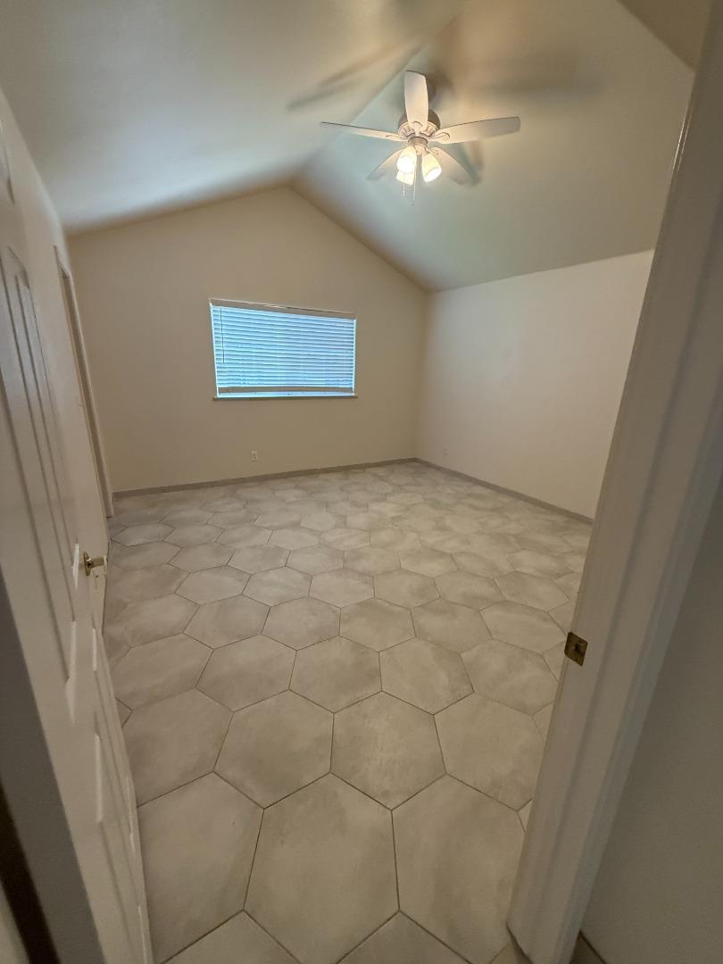 Detail Gallery Image 22 of 27 For 1542 E Alluvial Ave #128,  Fresno,  CA 93720 - 3 Beds | 2 Baths