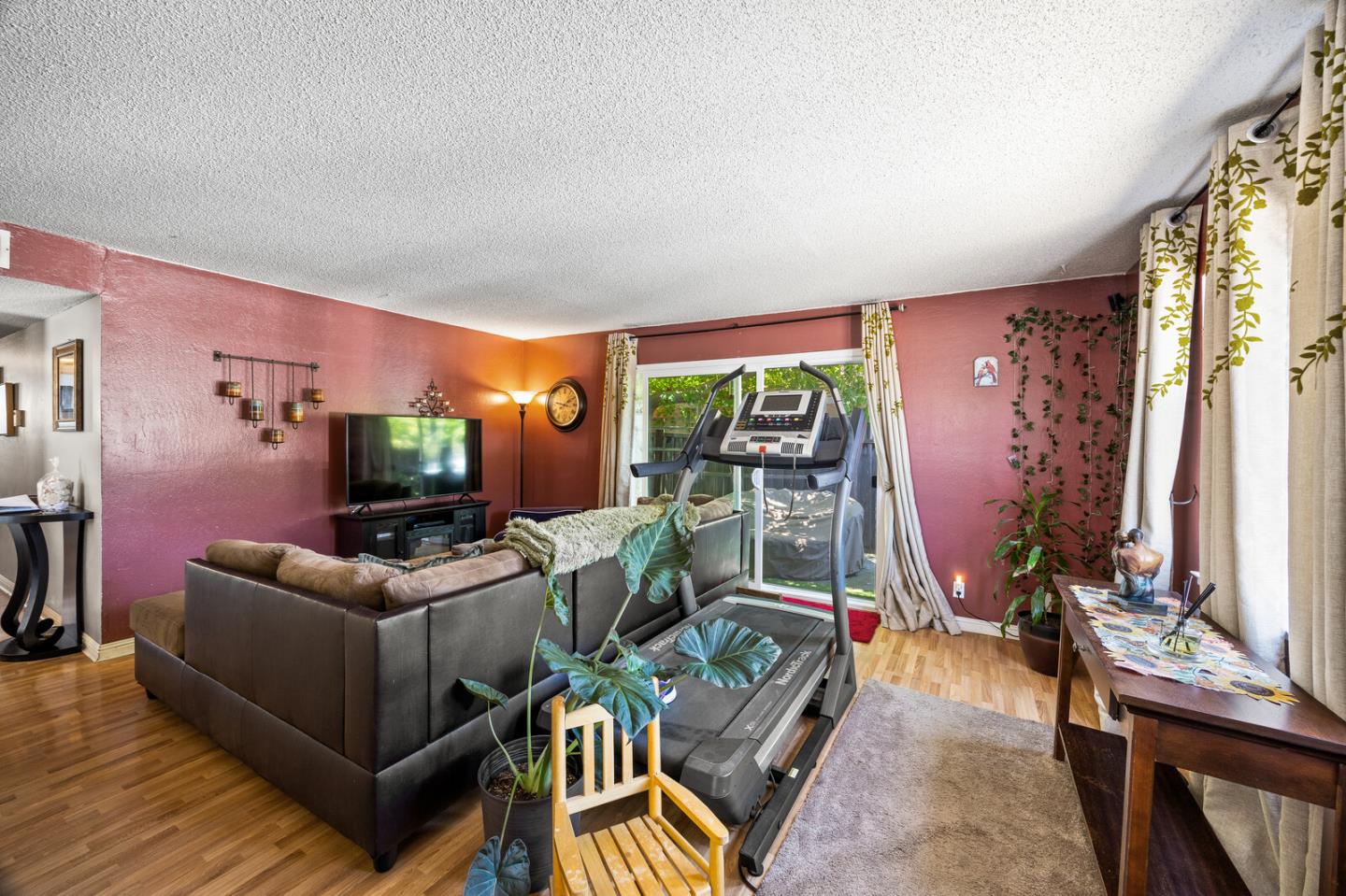 Detail Gallery Image 16 of 29 For 1809 Higdon Ave, Mountain View,  CA 94041 - – Beds | – Baths
