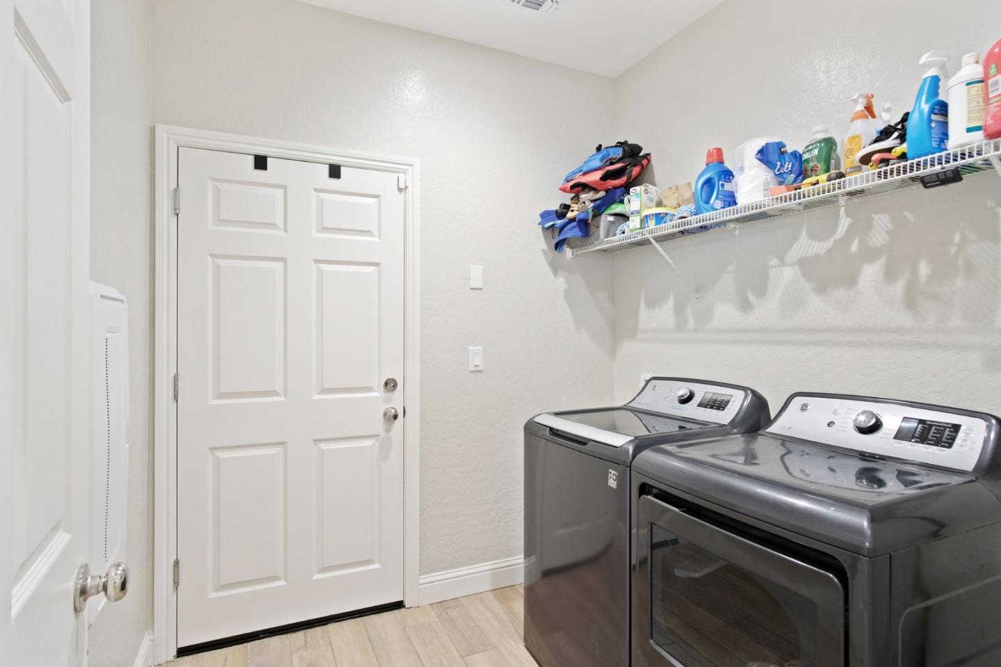 Detail Gallery Image 25 of 50 For 2040 Edwards St, Los Banos,  CA 93635 - 4 Beds | 3 Baths