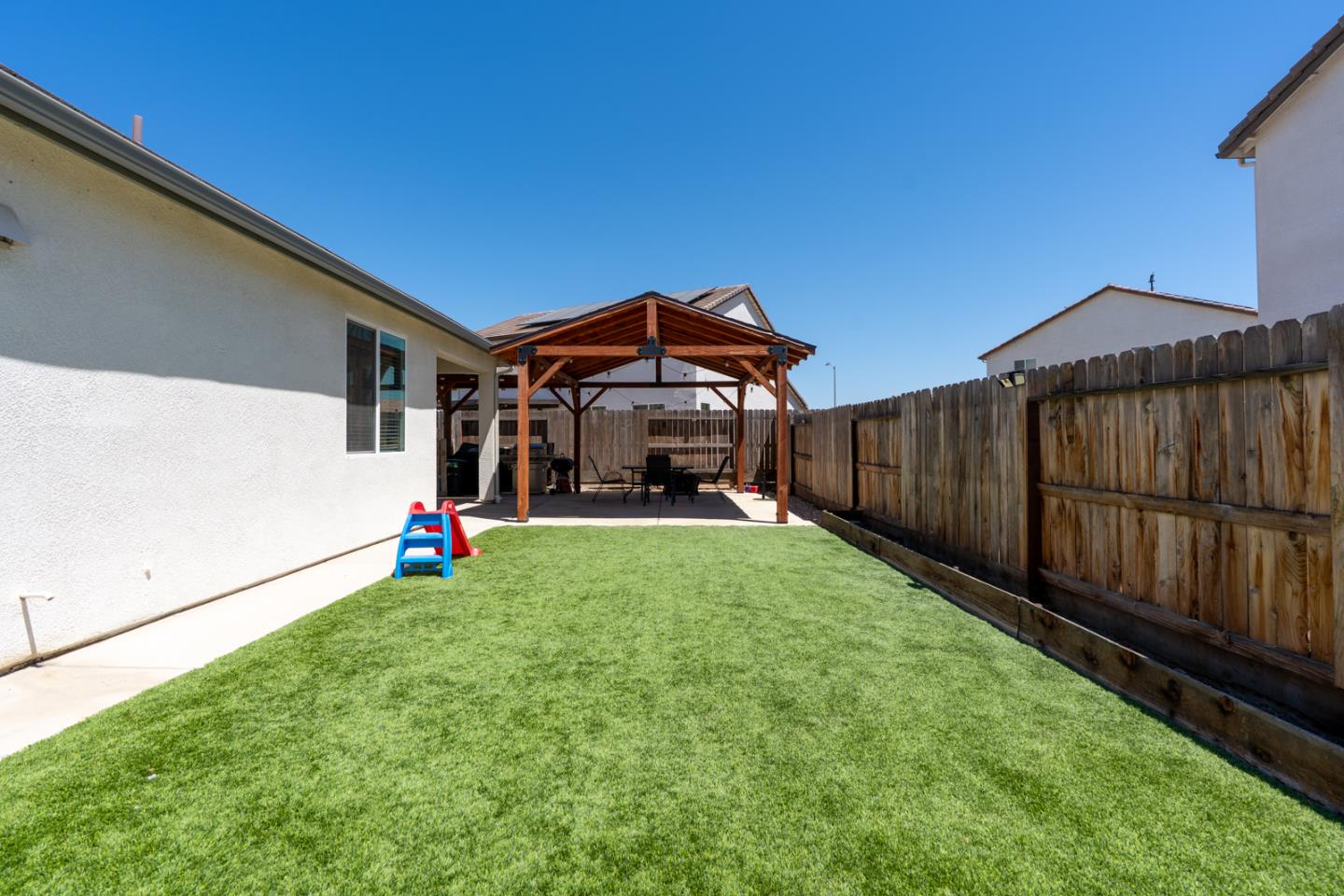 Detail Gallery Image 39 of 50 For 2040 Edwards St, Los Banos,  CA 93635 - 4 Beds | 3 Baths