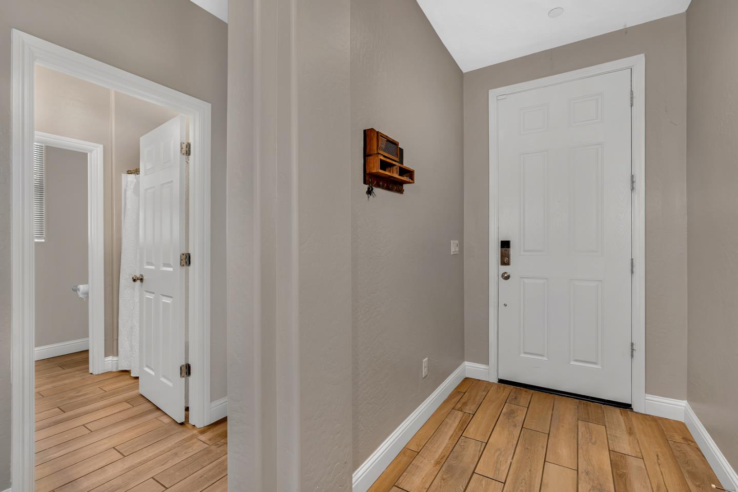 Detail Gallery Image 6 of 50 For 2040 Edwards St, Los Banos,  CA 93635 - 4 Beds | 3 Baths