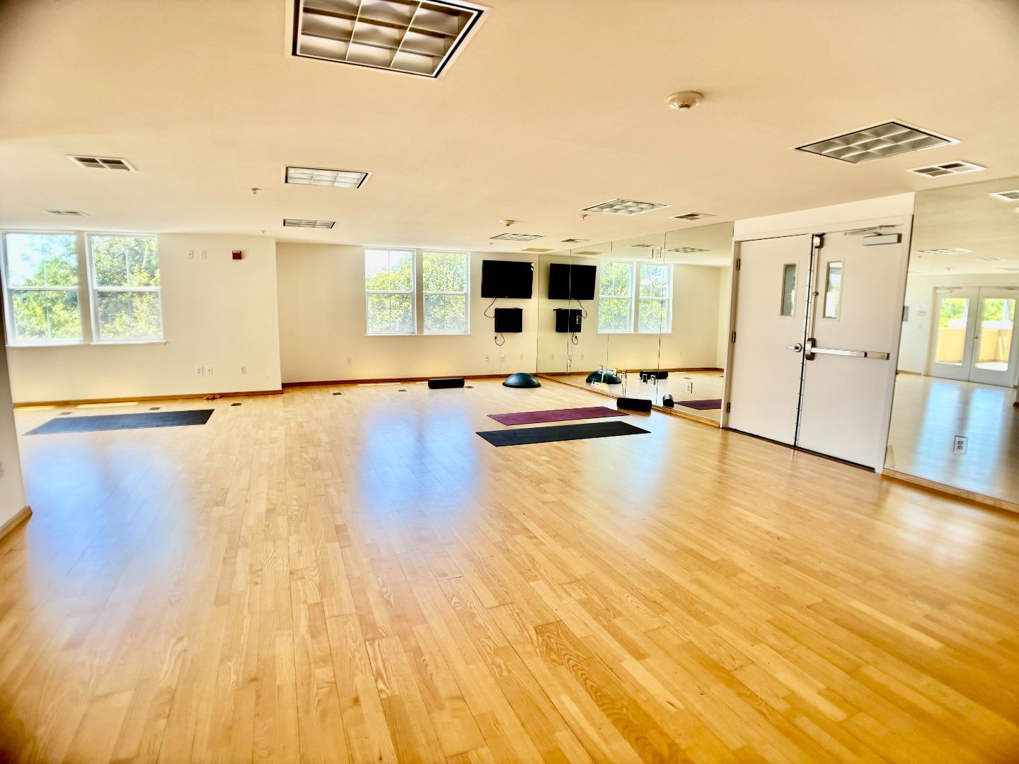 Detail Gallery Image 20 of 23 For 1883 Agnew Rd #425,  Santa Clara,  CA 95054 - 2 Beds | 2 Baths