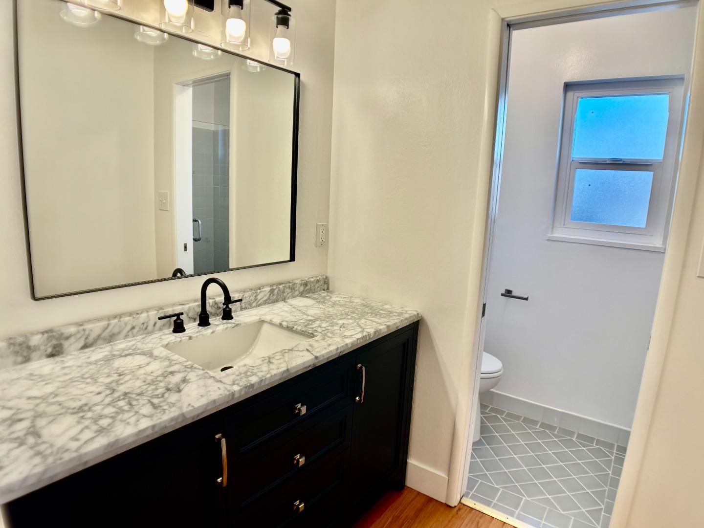 Detail Gallery Image 11 of 32 For 1352 Carrie Lee Way, San Jose,  CA 95118 - 3 Beds | 2 Baths