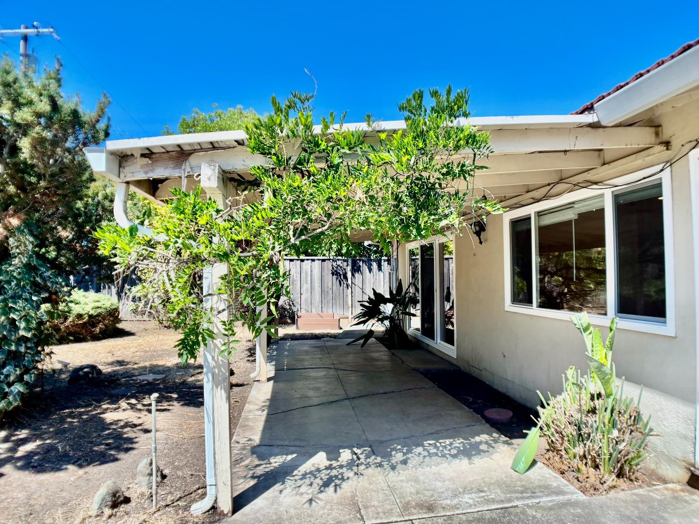Detail Gallery Image 19 of 32 For 1352 Carrie Lee Way, San Jose,  CA 95118 - 3 Beds | 2 Baths